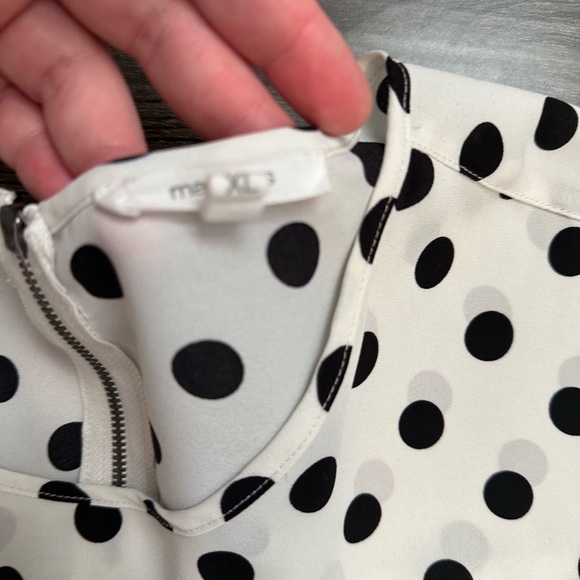 Maurice’s Blouse - Picture 2 of 2